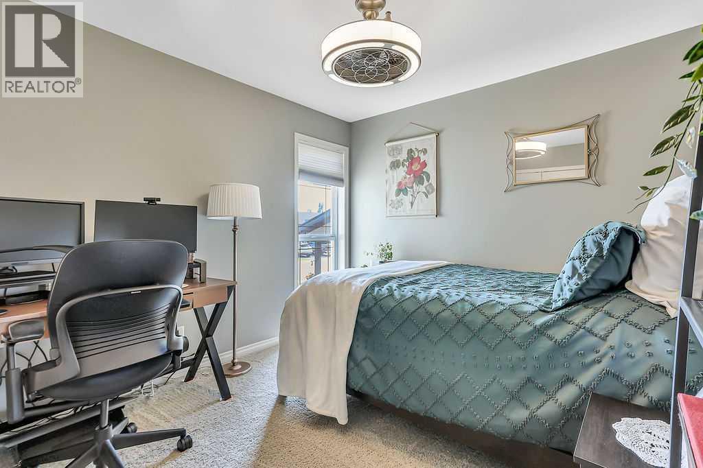 212 Cedar Square, Blackfalds