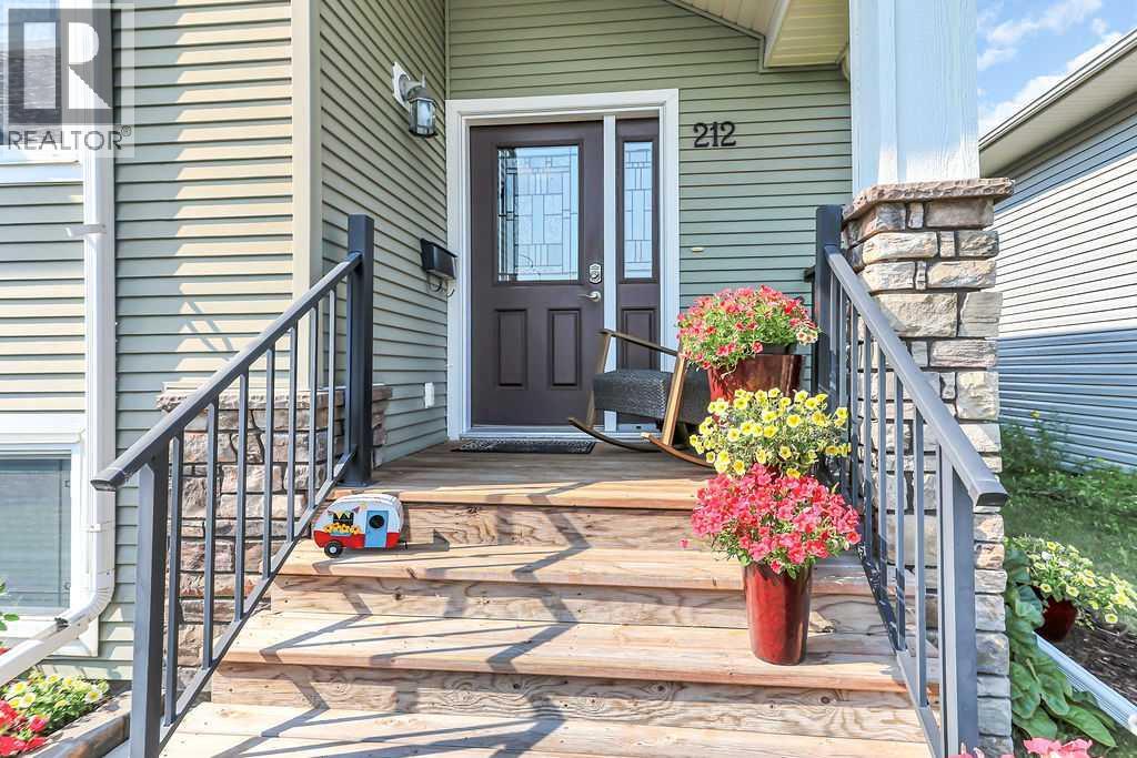 212 Cedar Square, Blackfalds