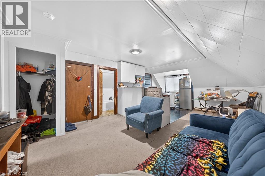 126 CHATHAM Street - Image 16