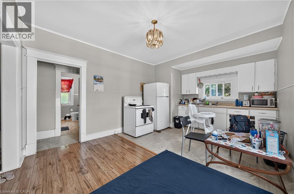126 CHATHAM Street - Image 12