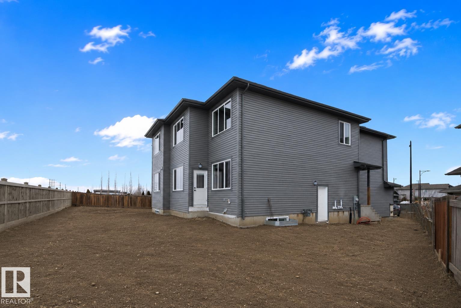 38 ASTORIA Place - Photo 38