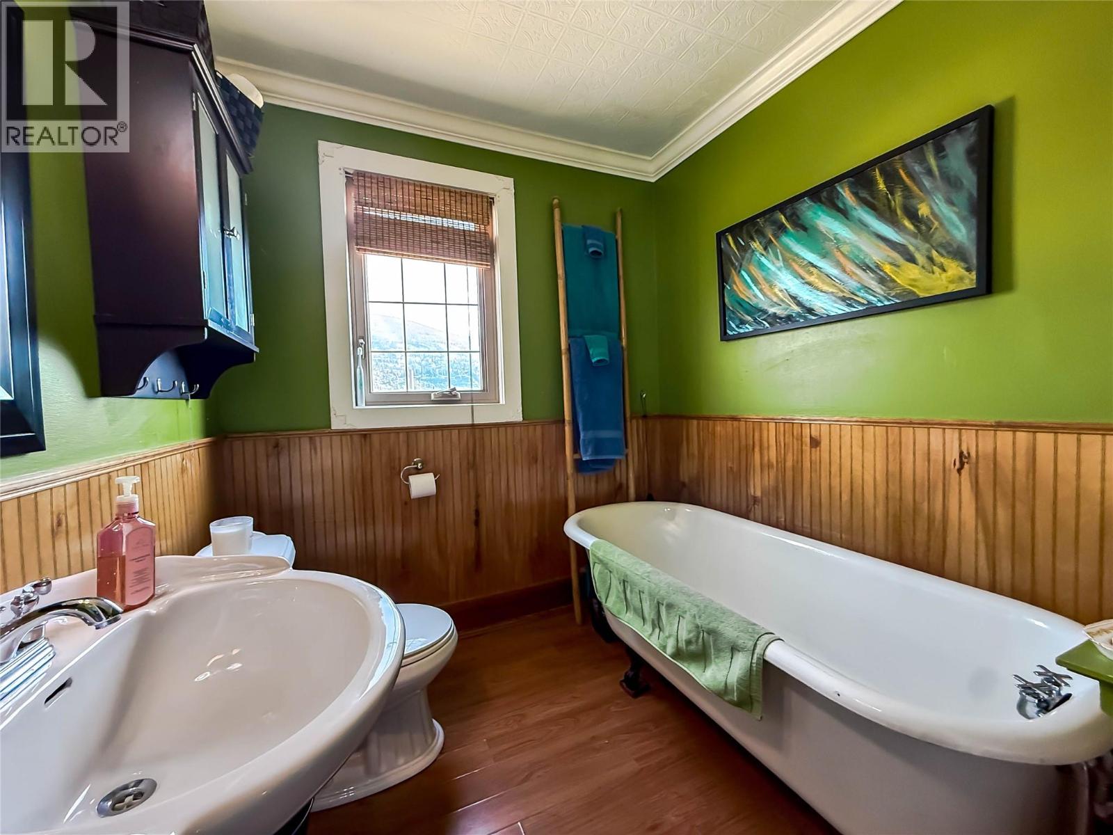 962 Nelson Avenue - 33