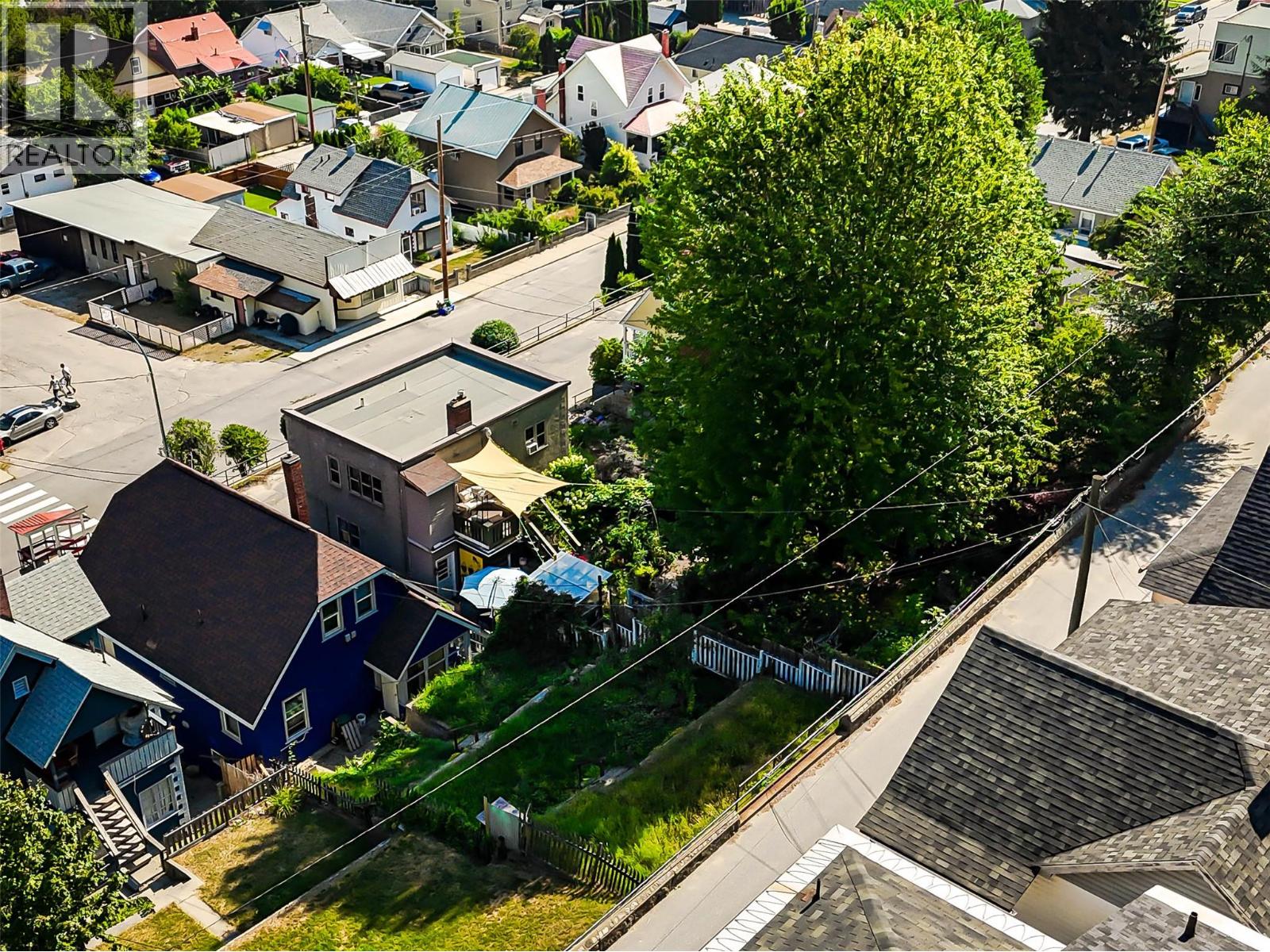 962 Nelson Avenue - 5