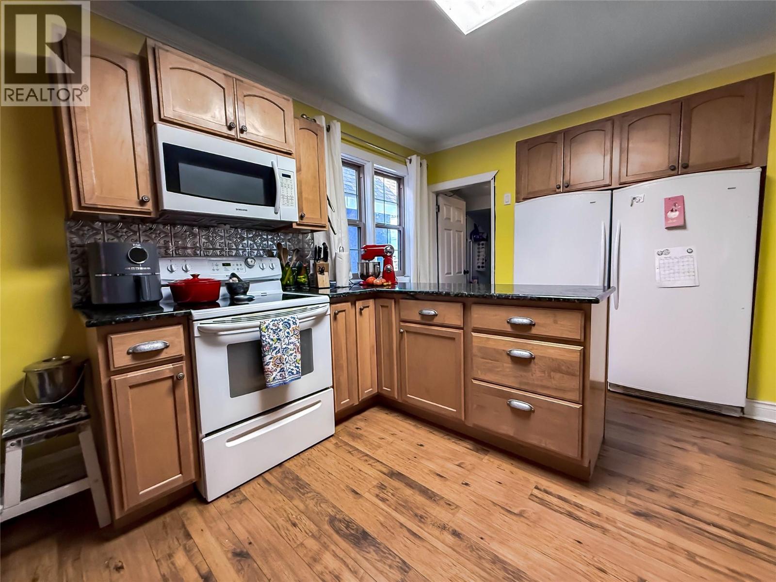 962 Nelson Avenue - 19