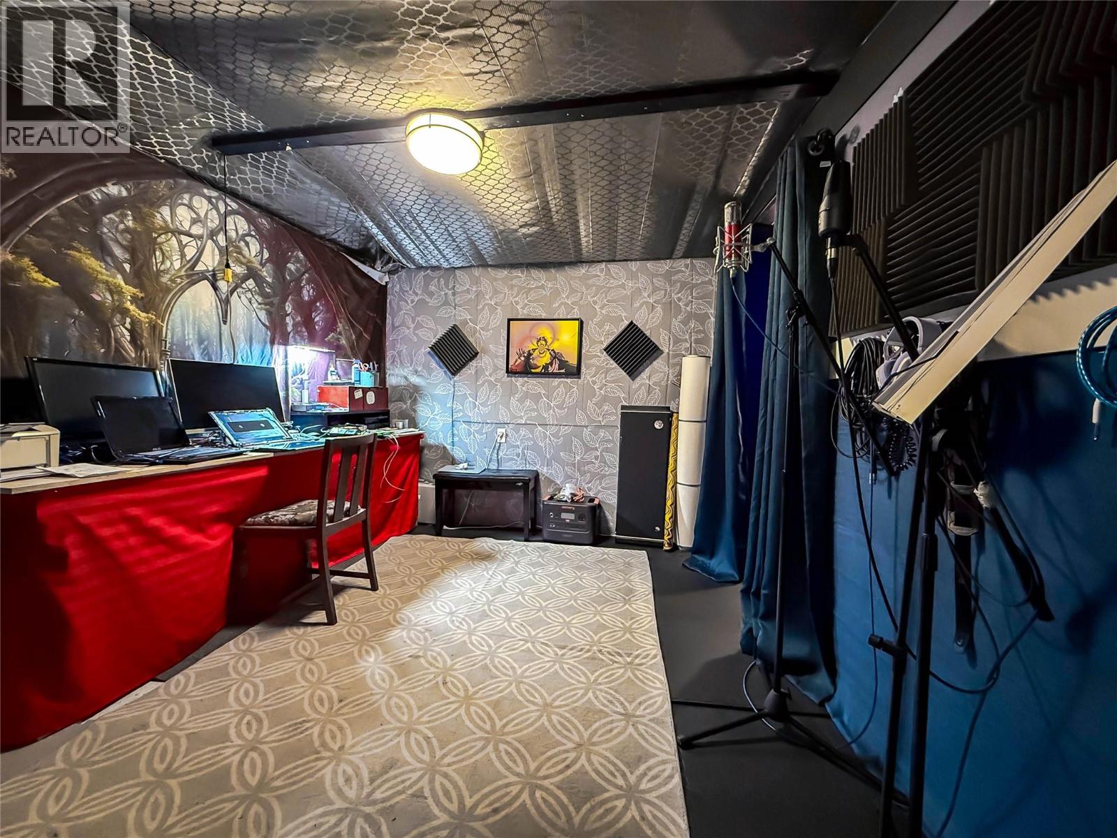 962 Nelson Avenue - 42