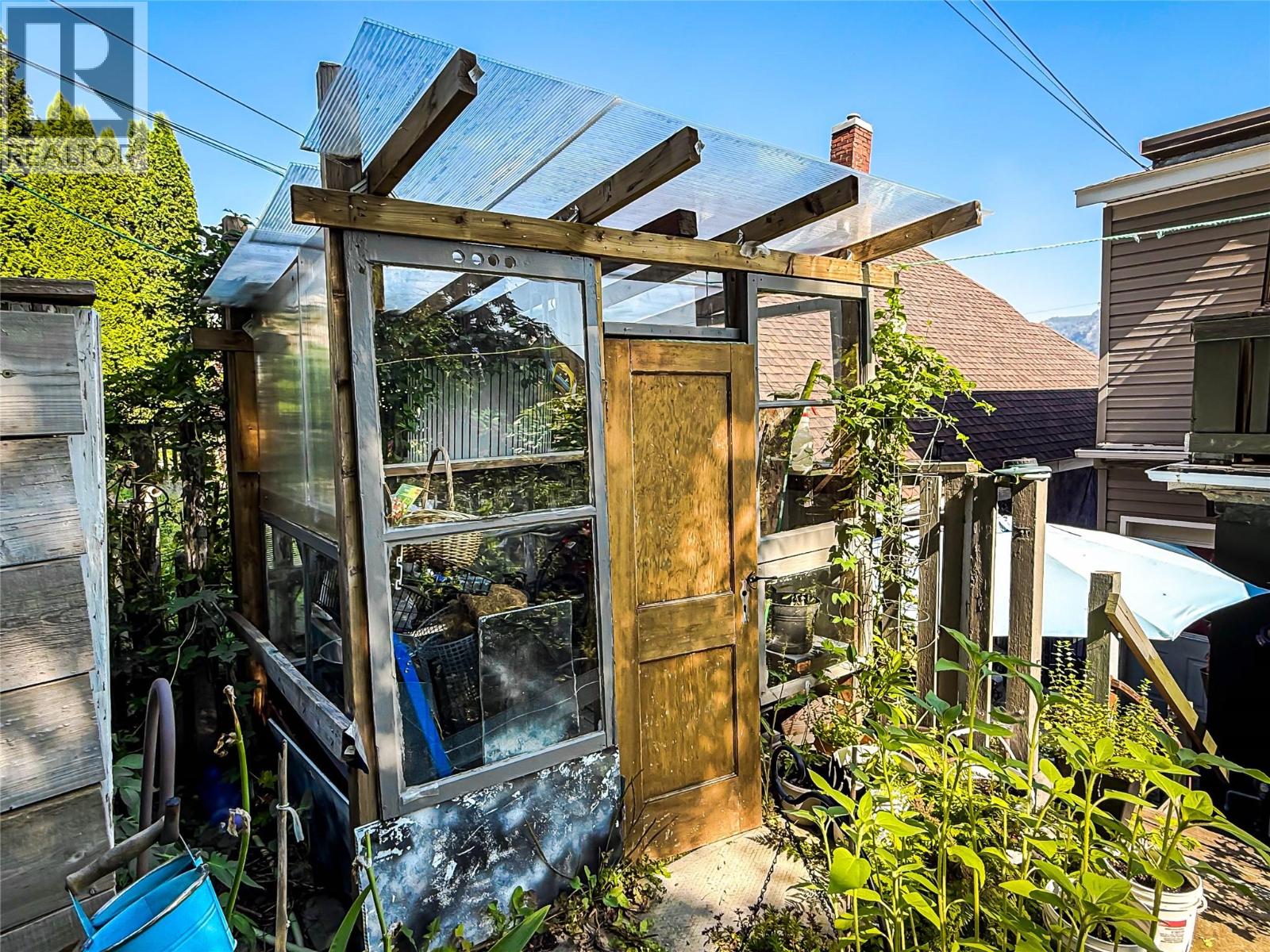 962 Nelson Avenue - 55
