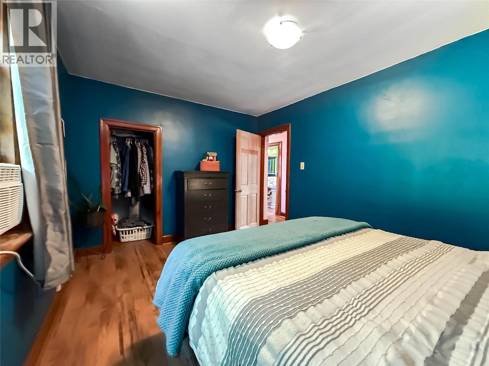 962 Nelson Avenue - 36