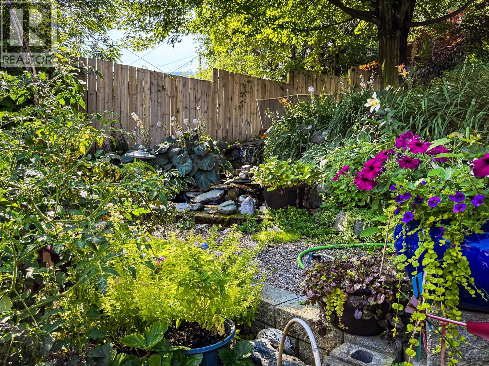 962 Nelson Avenue - 60