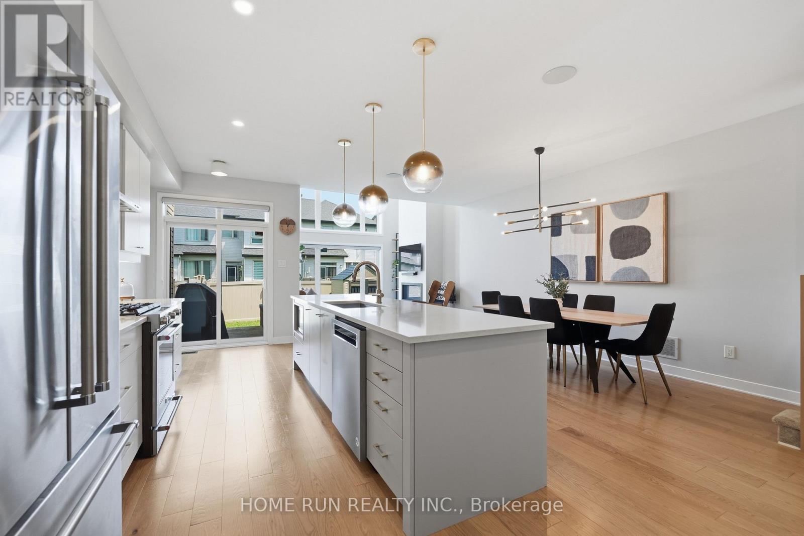 570 TRIANGLE STREET - Image 13