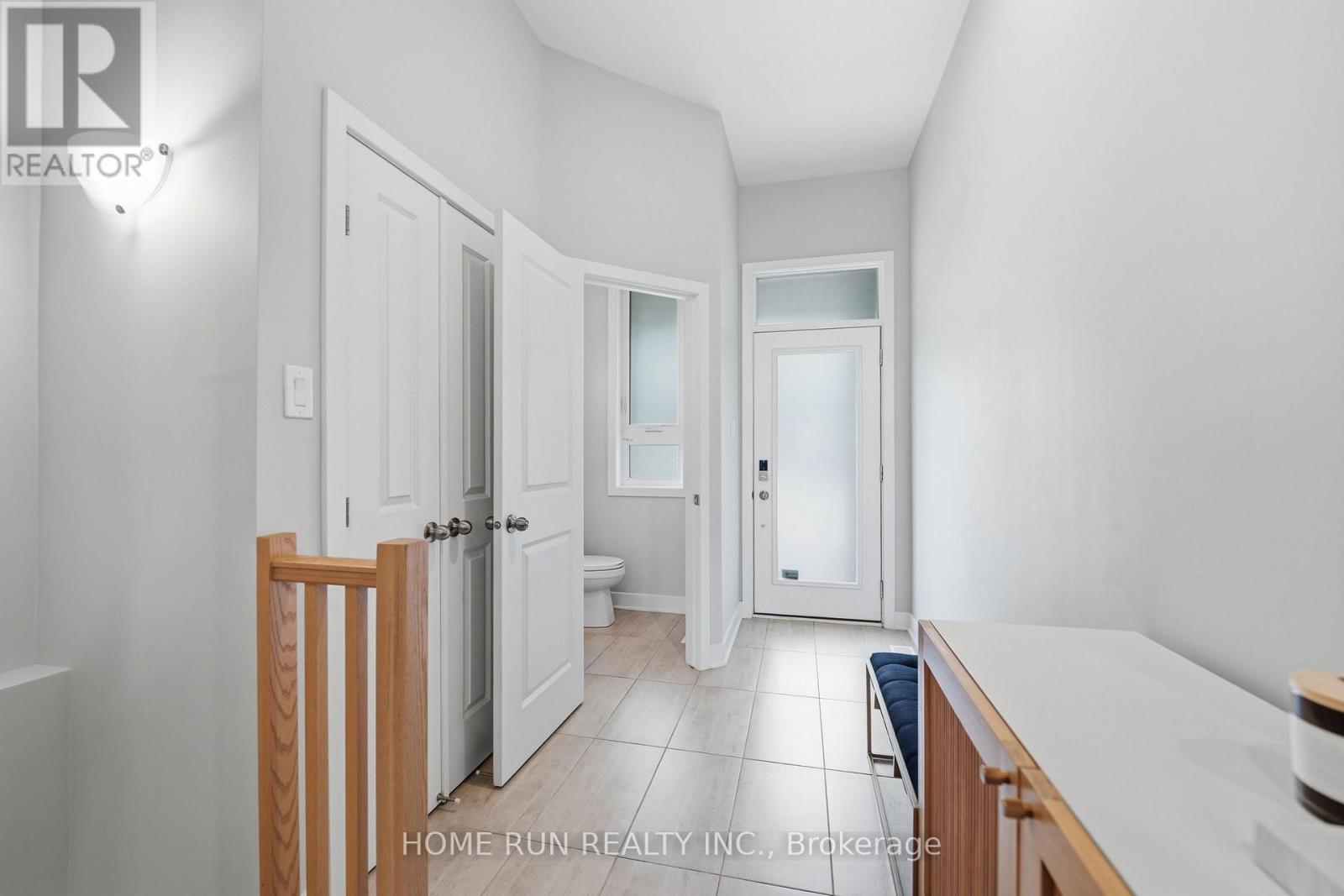 570 TRIANGLE STREET - Image 20