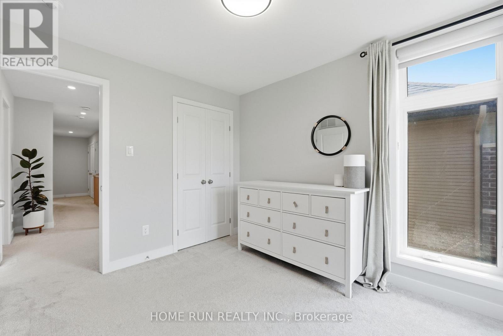 570 TRIANGLE STREET - Image 38
