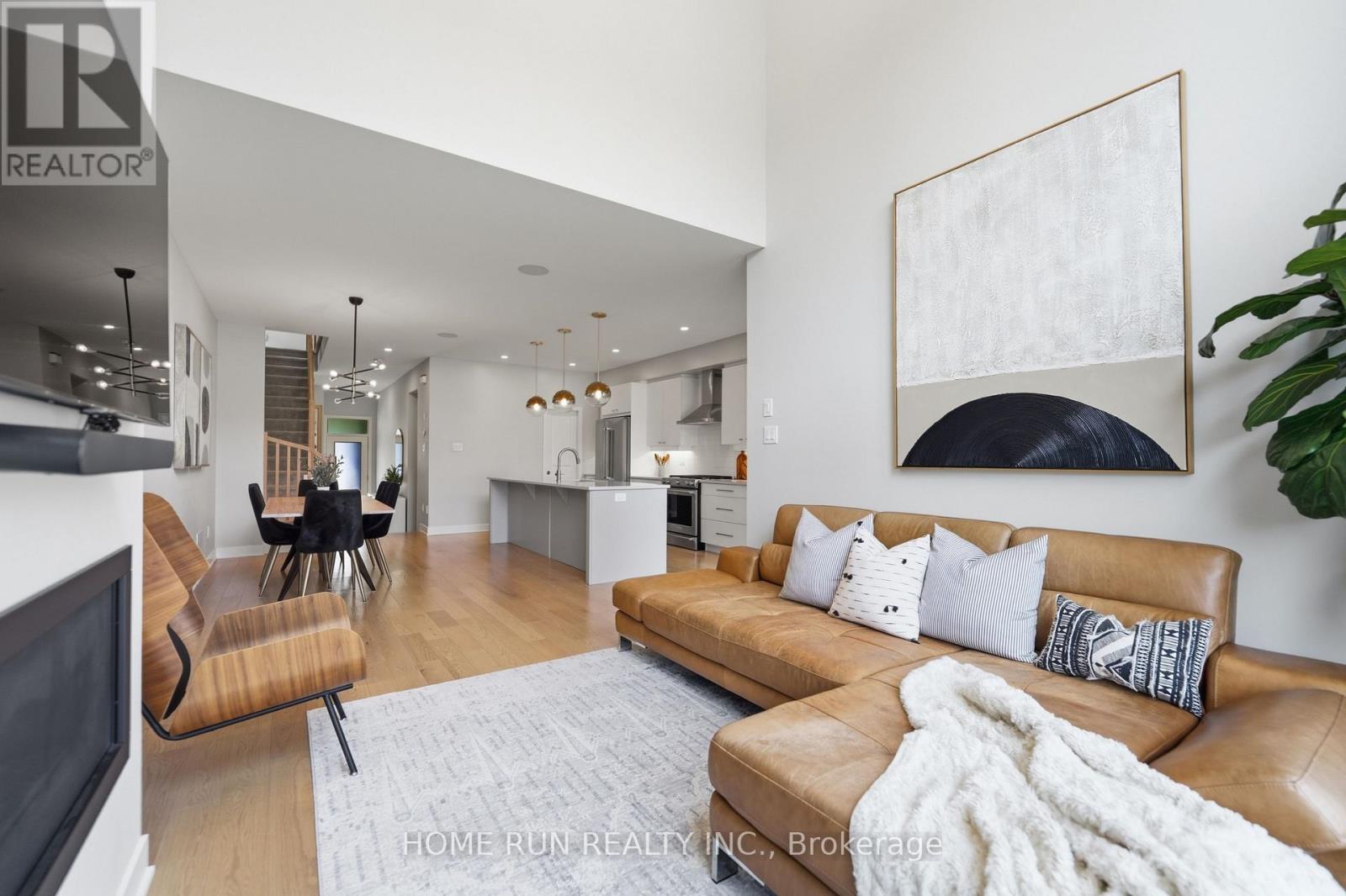570 TRIANGLE STREET - Image 7
