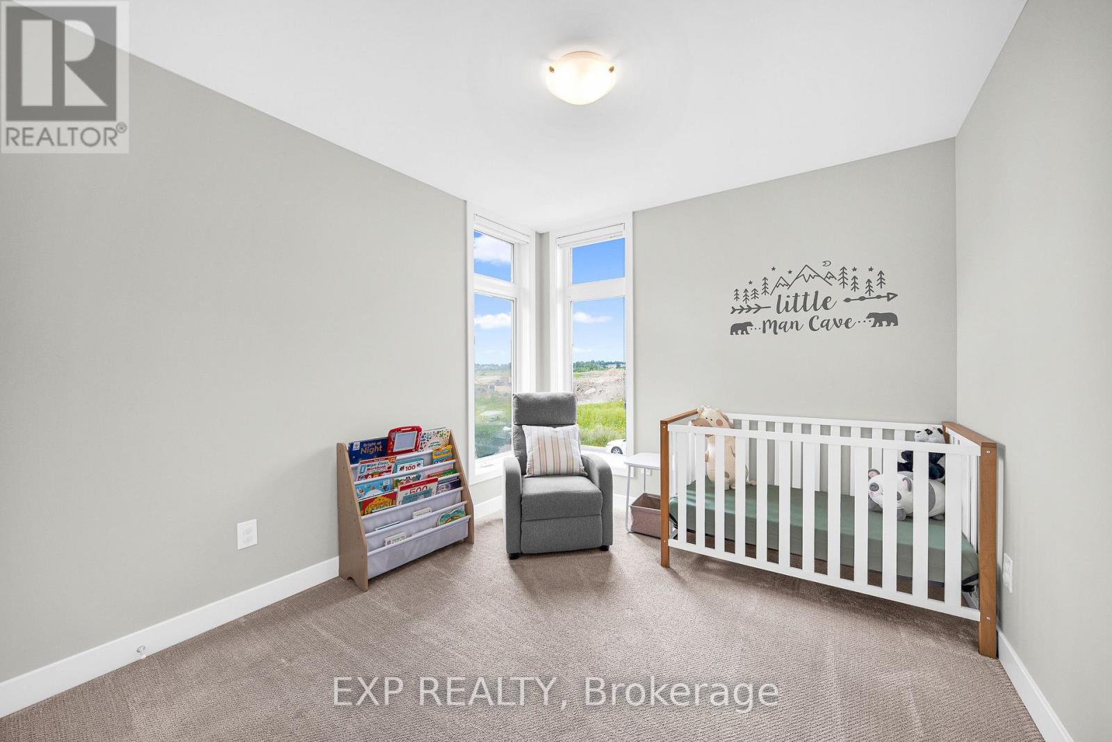 4954 ABBOTT STREET E - Image 30