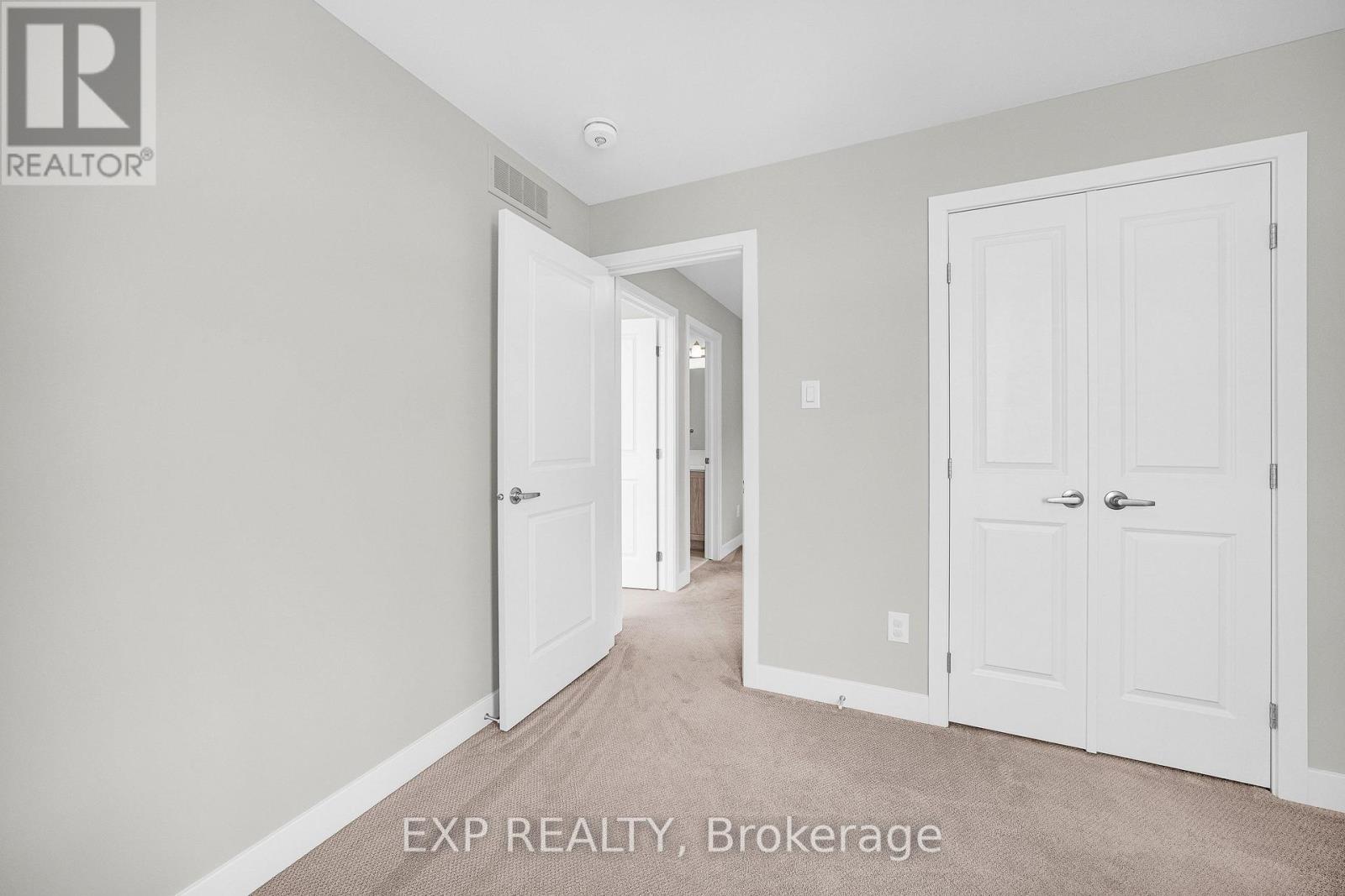 4954 ABBOTT STREET E - Image 31