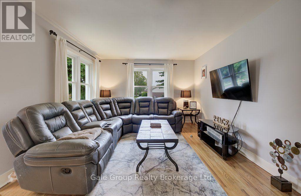 464 HURON STREET - Image 10