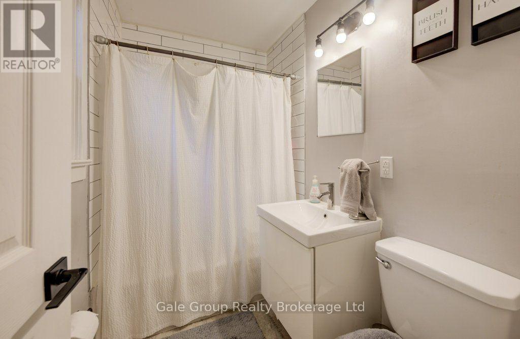 464 HURON STREET - Image 16