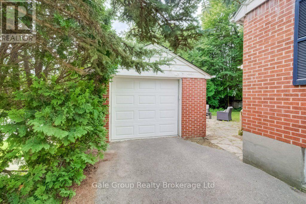 464 HURON STREET - Image 31
