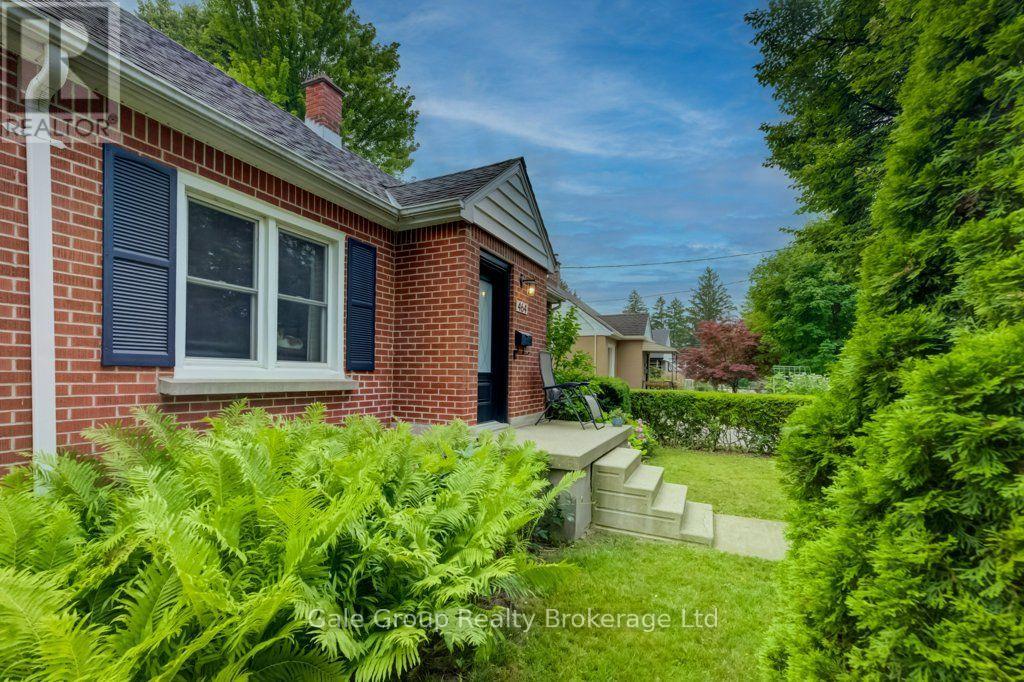 464 HURON STREET - Image 7