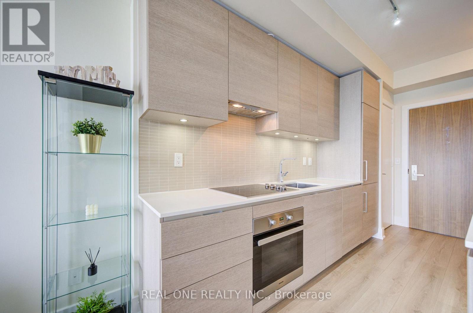 #1808 200 BLOOR STREET W - 11