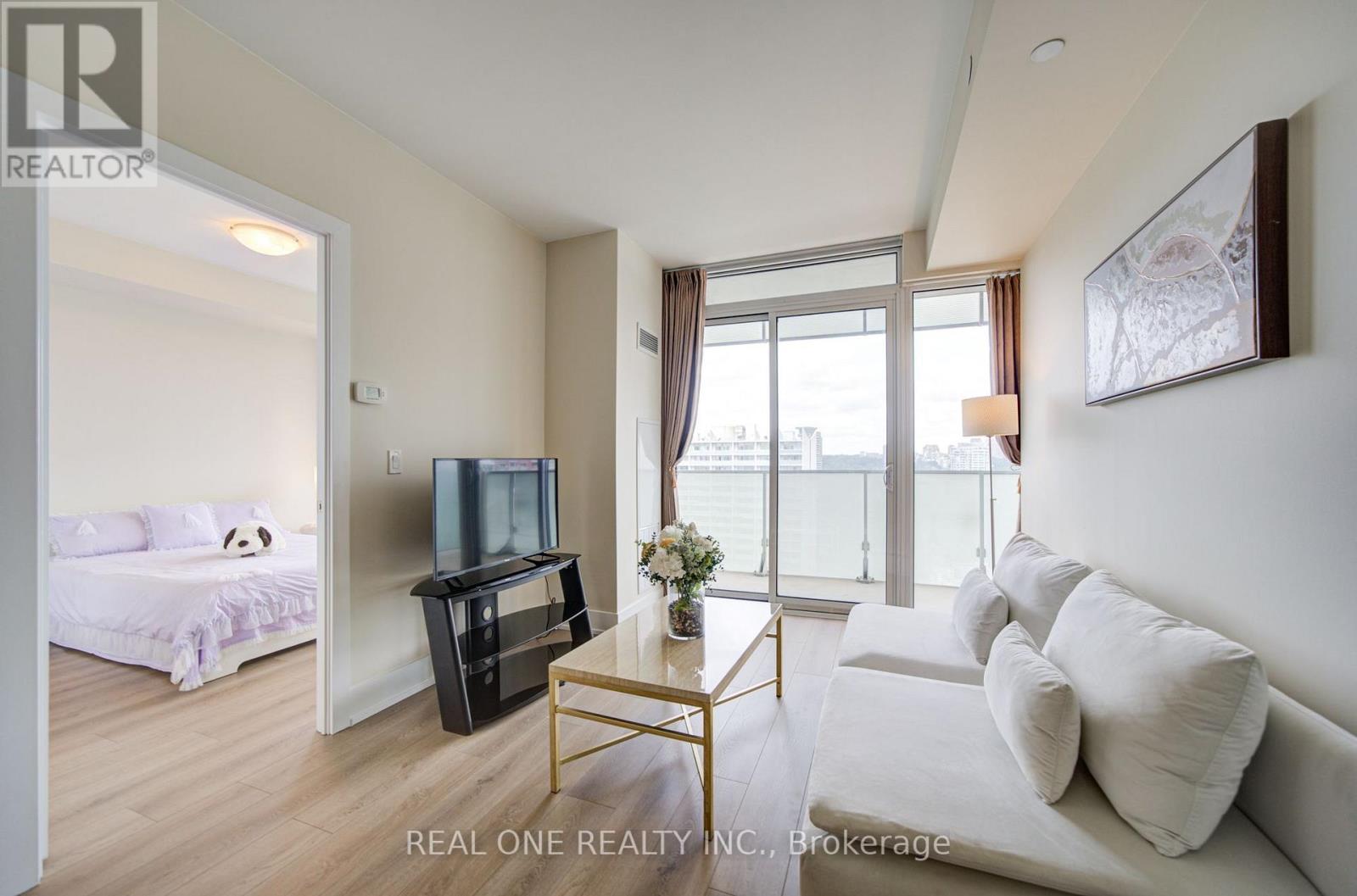 #1808 200 BLOOR STREET W - Image 15