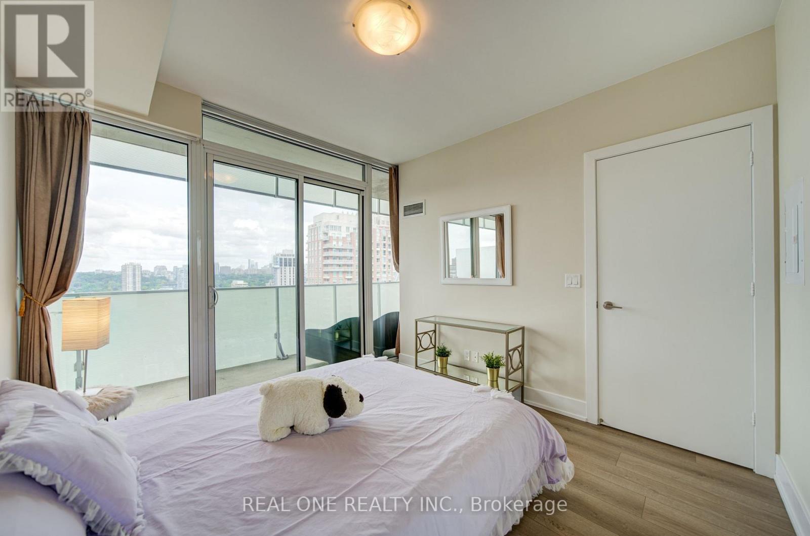 #1808 200 BLOOR STREET W - Image 20