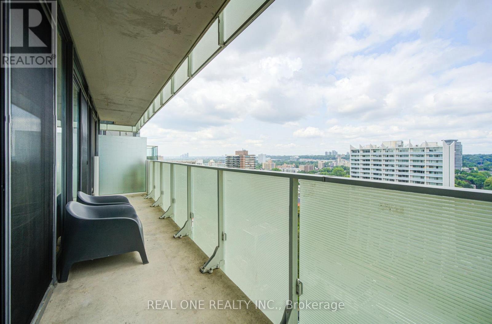 #1808 200 BLOOR STREET W - 23