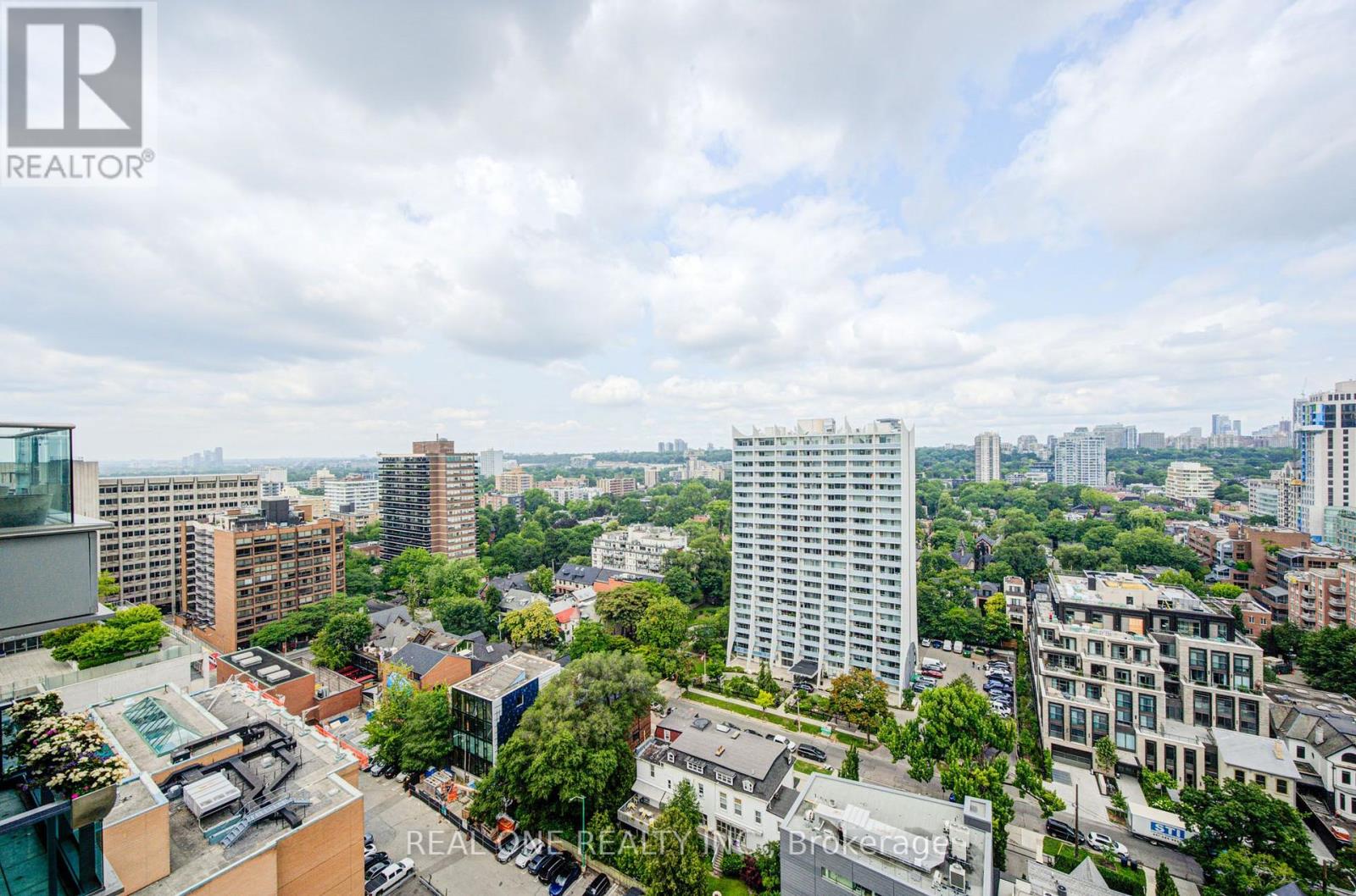 #1808 200 BLOOR STREET W - 25