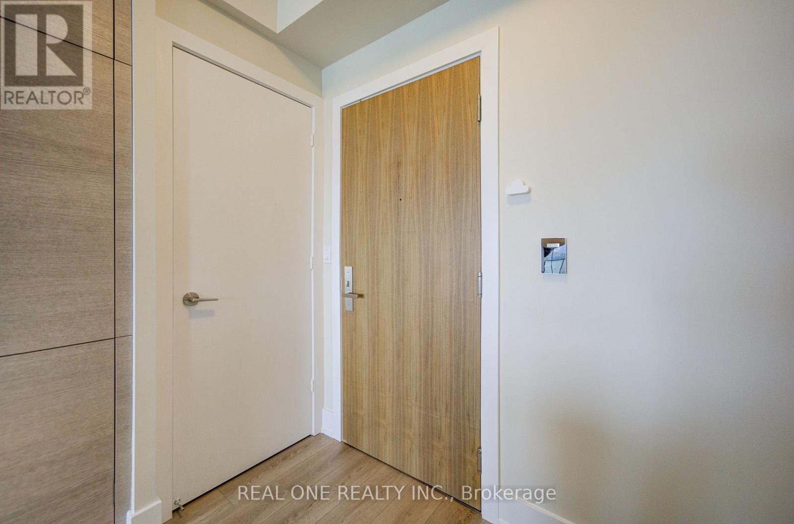 #1808 200 BLOOR STREET W - 6