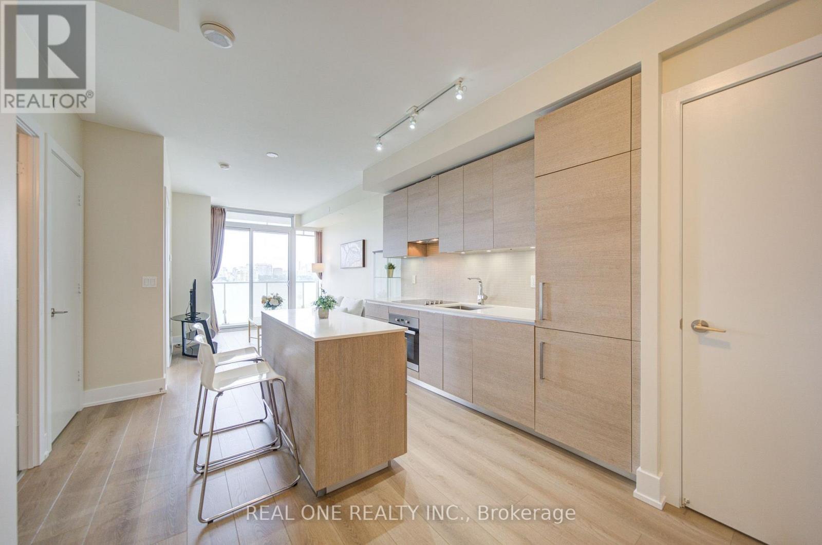 #1808 200 BLOOR STREET W - 8