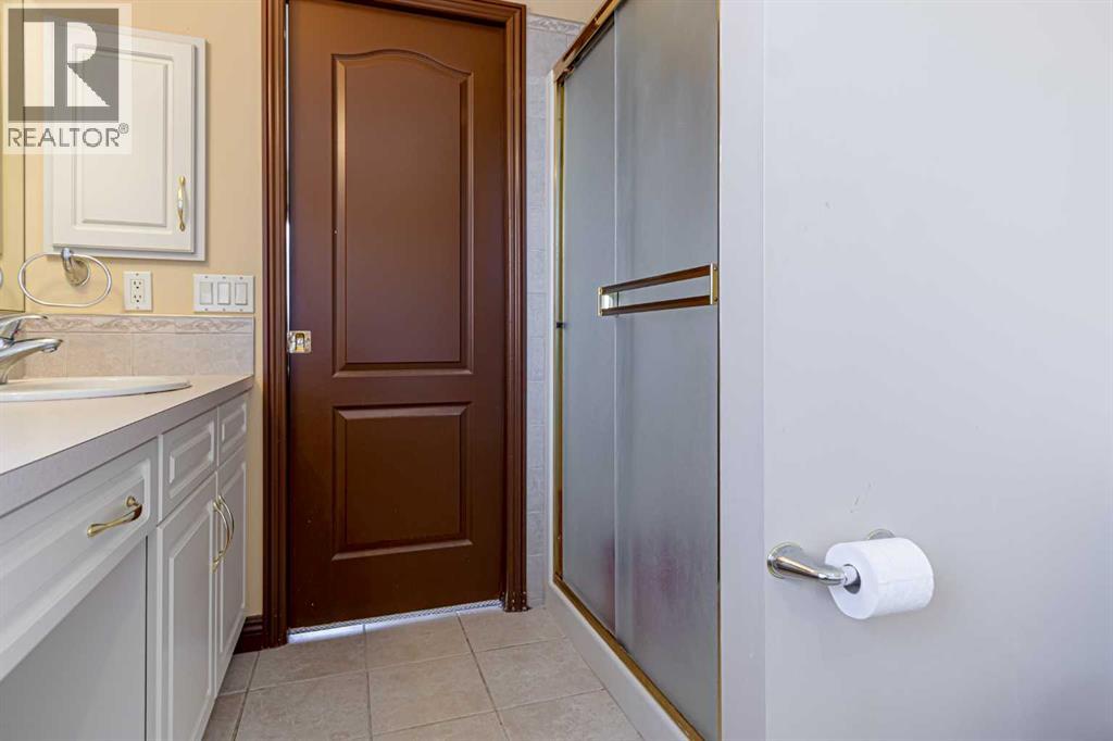 23 Royal Oak Terrace NW - 27