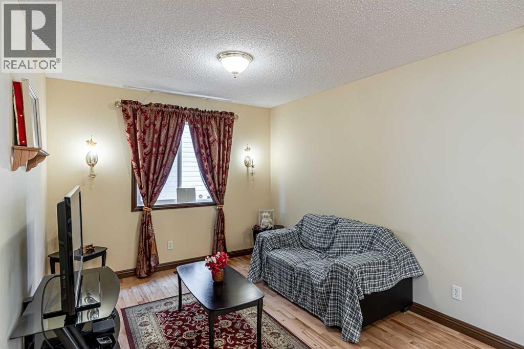 23 Royal Oak Terrace NW - 9