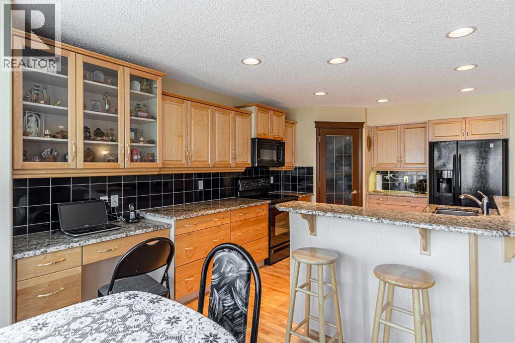 23 Royal Oak Terrace NW - 18