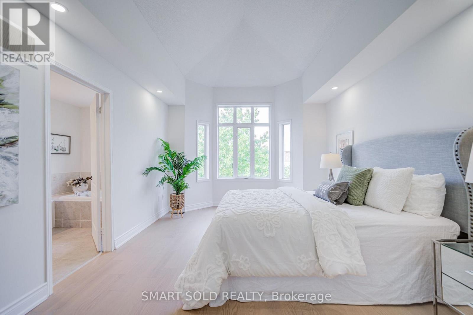 195 SHIRLEY DRIVE - Image 33