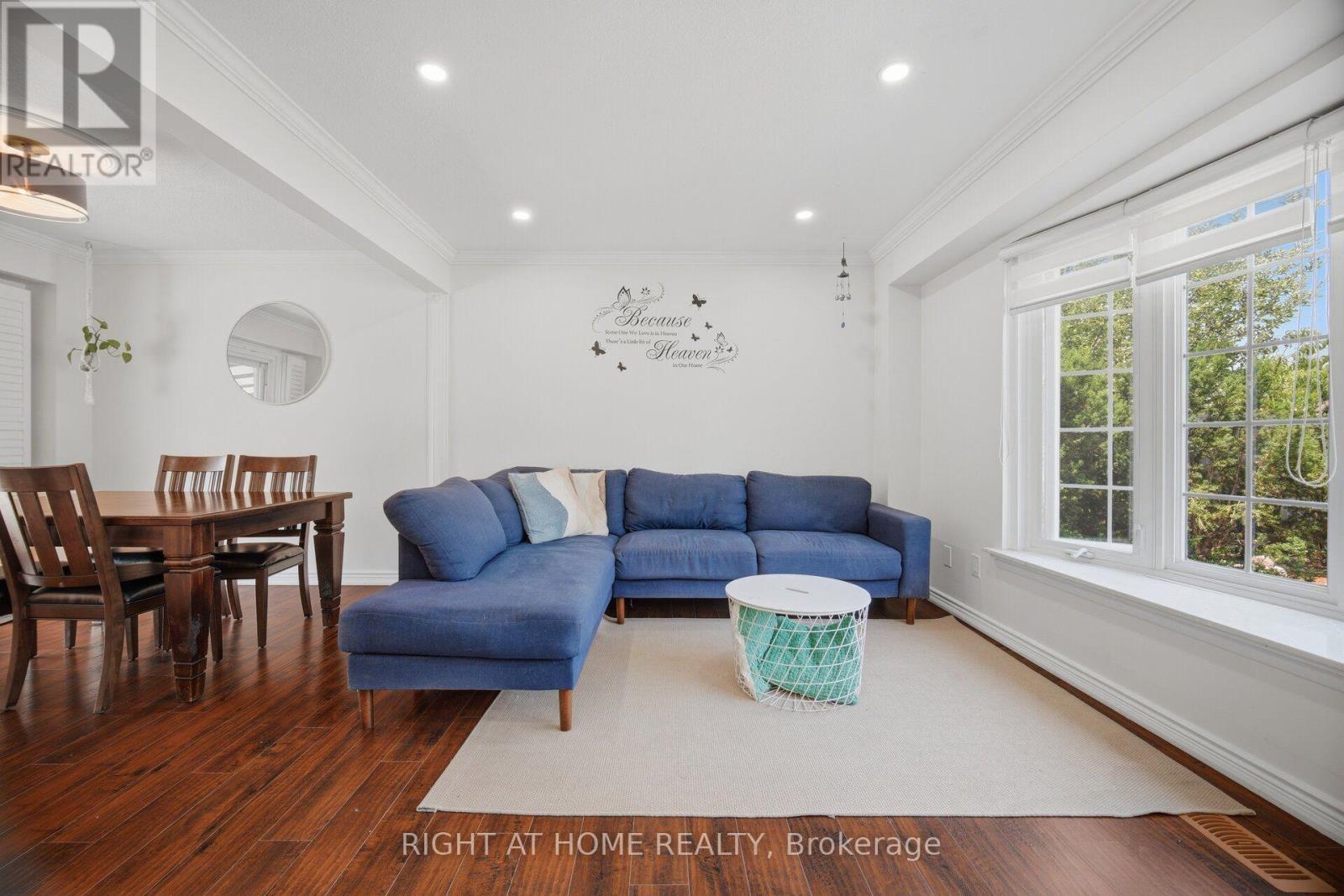 4 ROSEFIELD DRIVE - 10