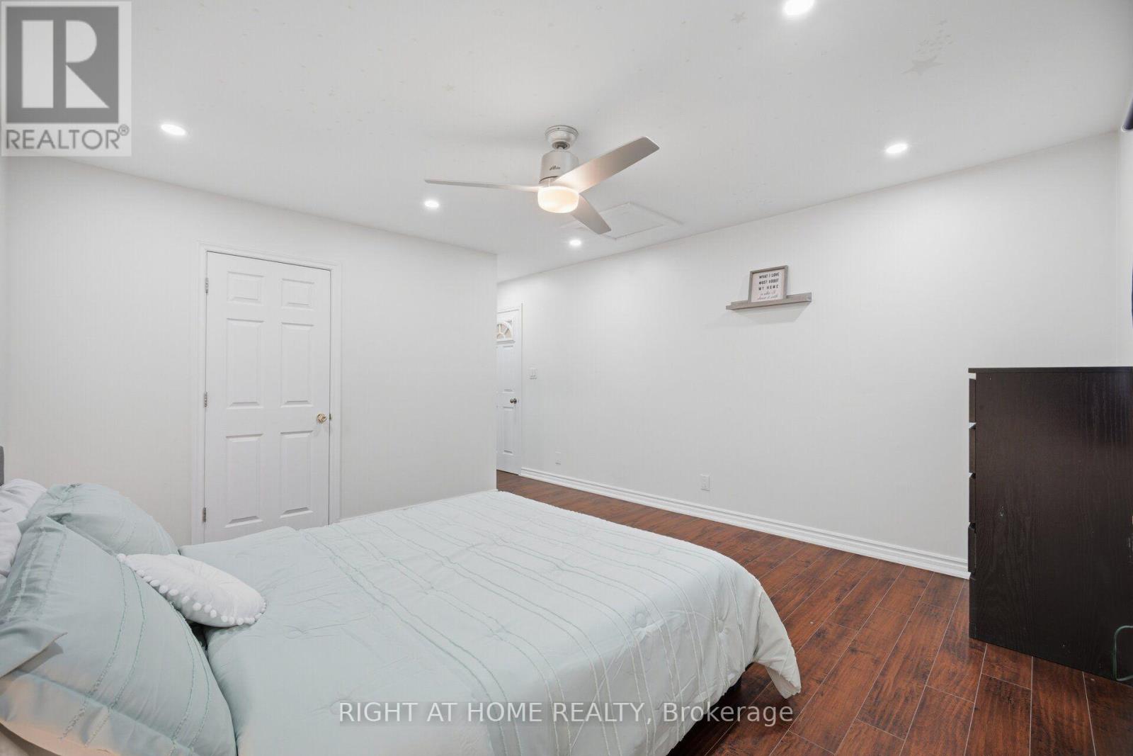 4 ROSEFIELD DRIVE - 21