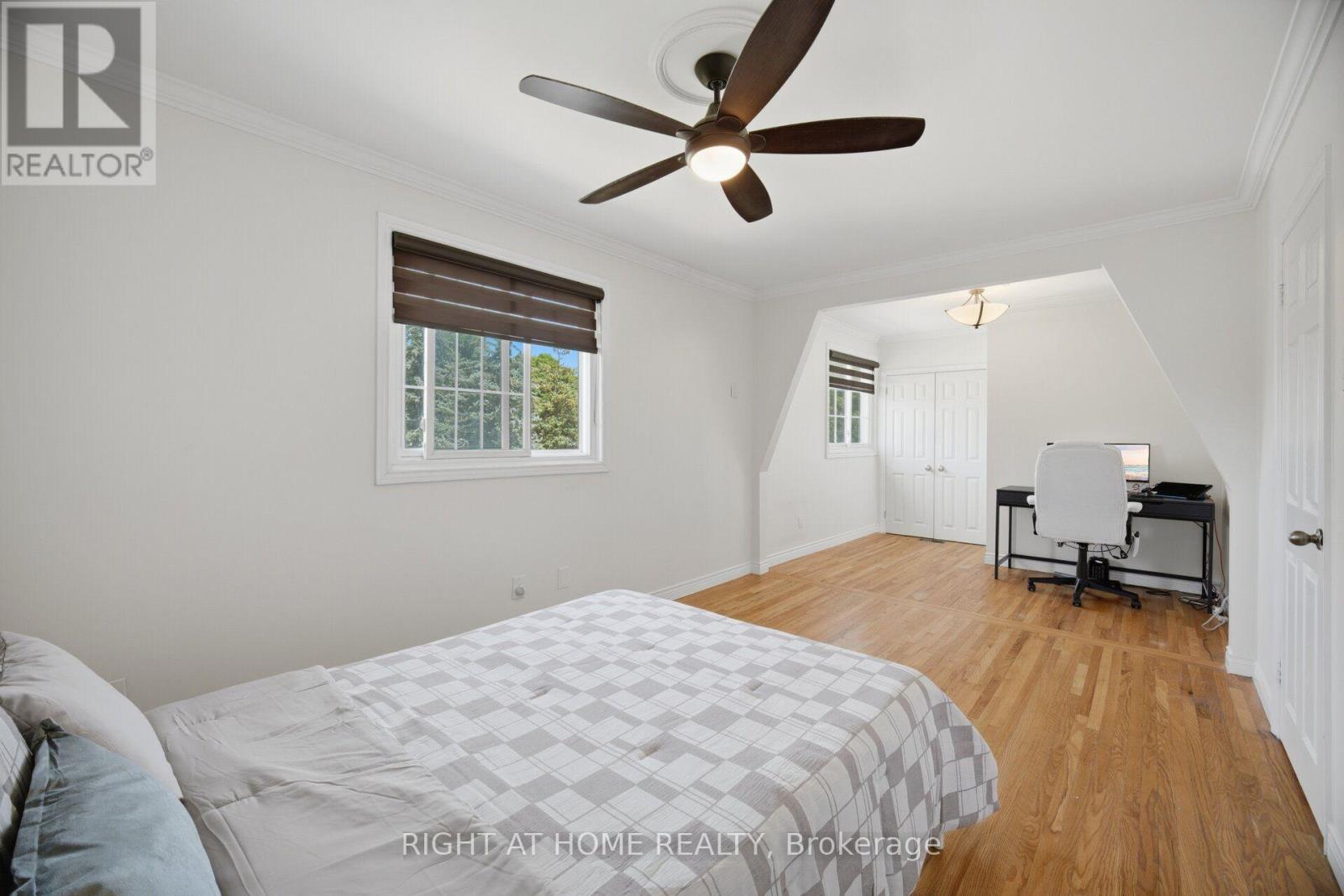 4 ROSEFIELD DRIVE - 26
