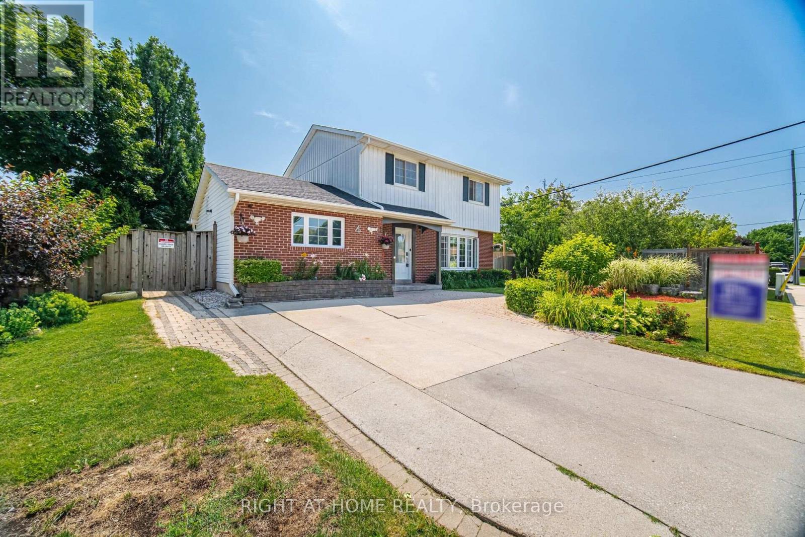 4 ROSEFIELD DRIVE - 3