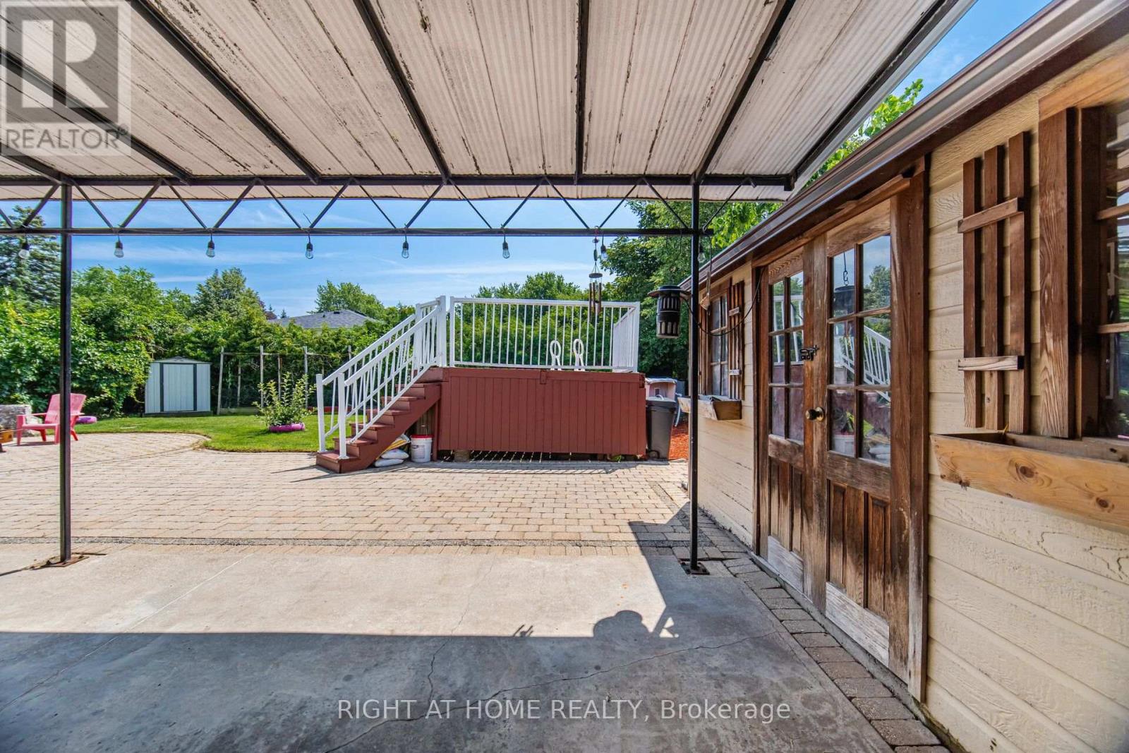 4 ROSEFIELD DRIVE - 39