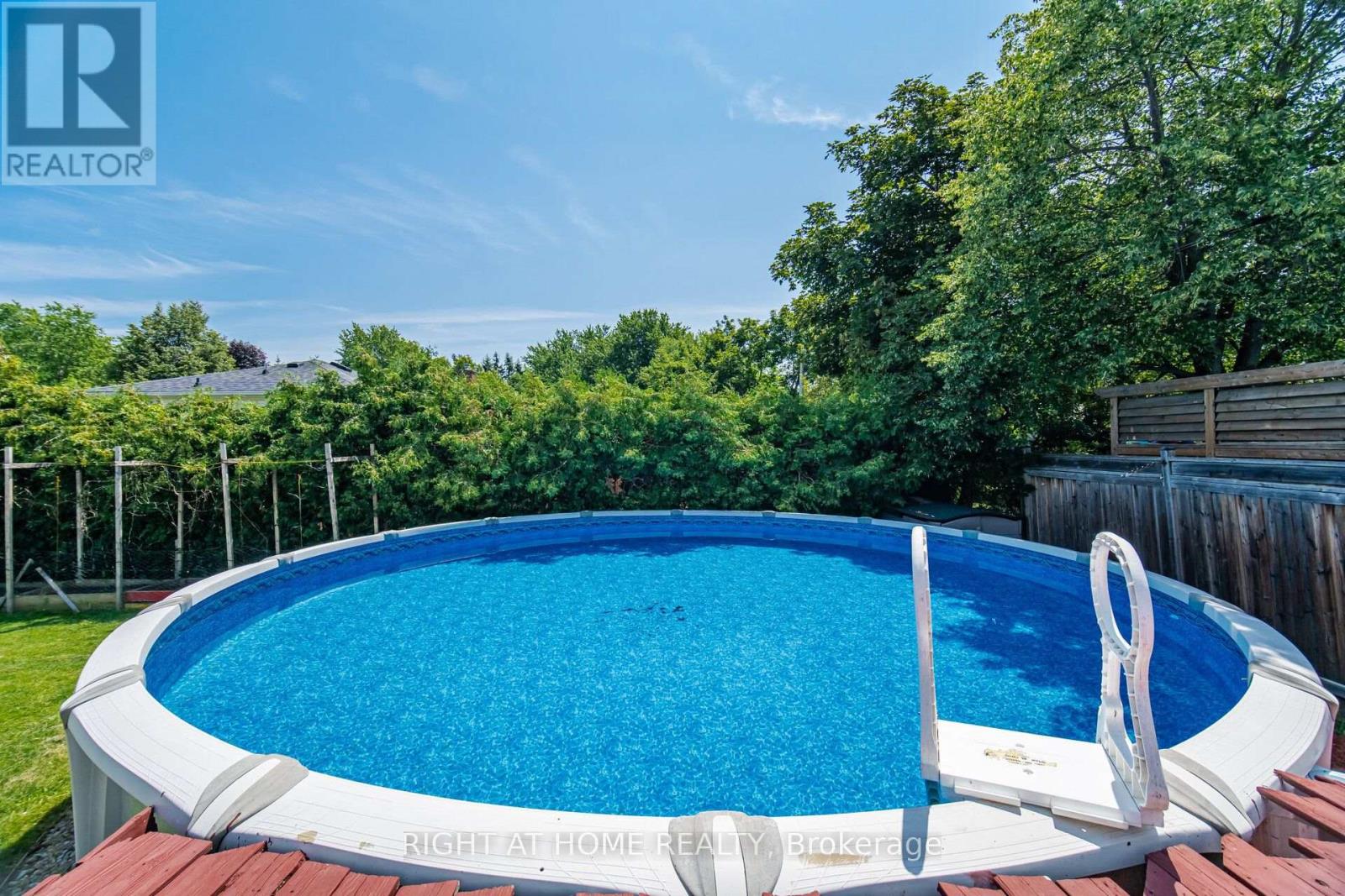 4 ROSEFIELD DRIVE - 47