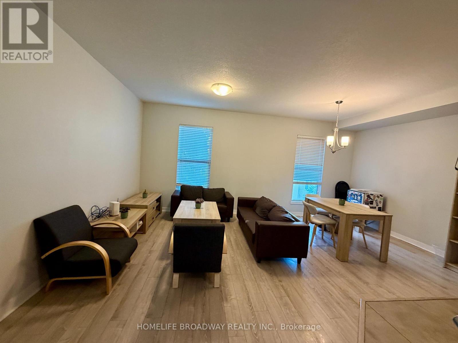 #T106 62 BALSAM STREET - 11