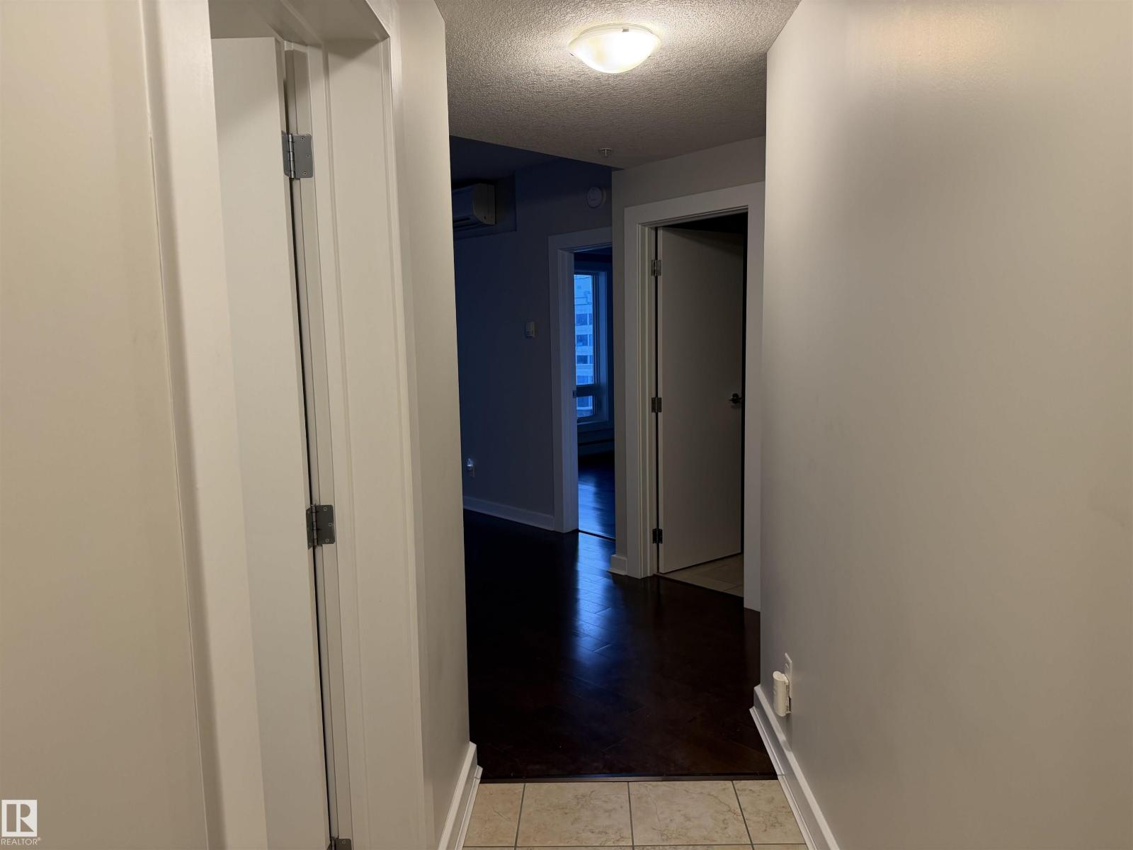 #1005 10152 104 ST NW - 6