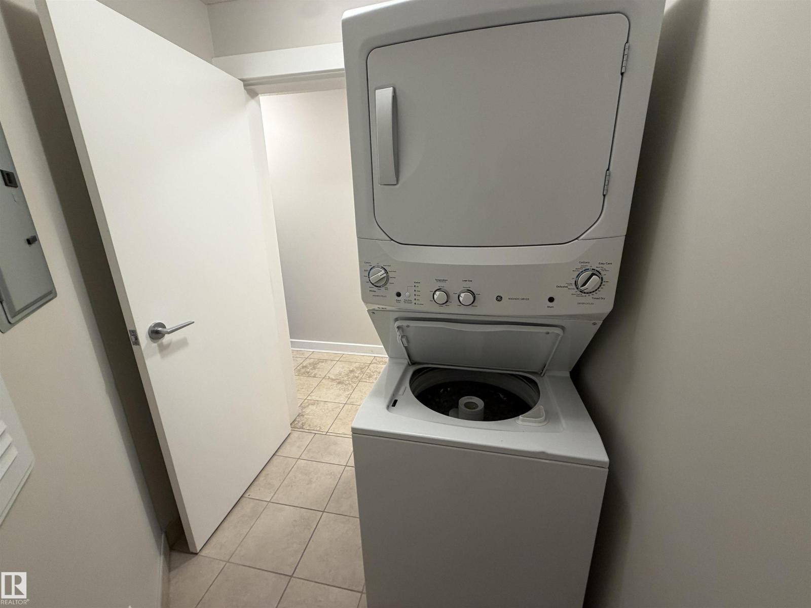 #1005 10152 104 ST NW - 7