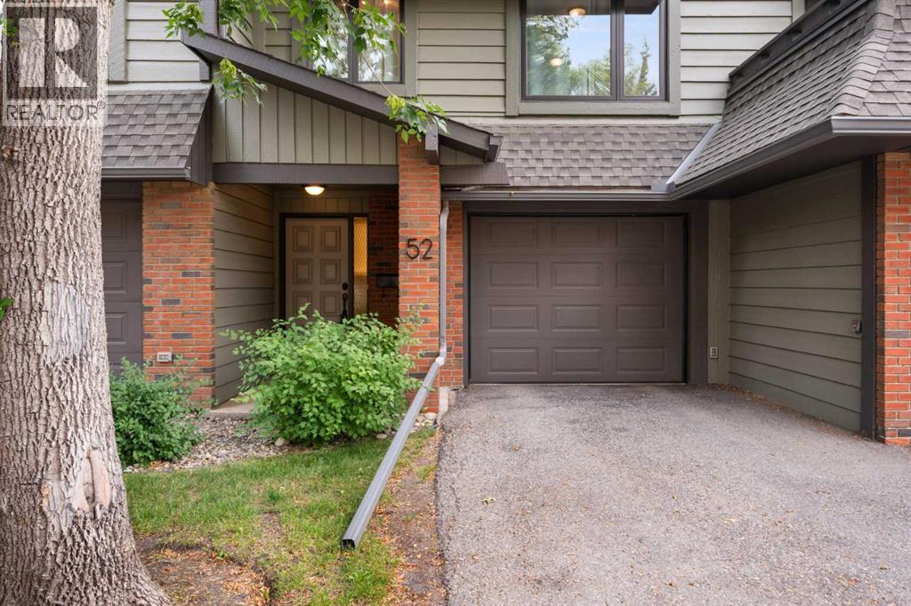 52, 10030 Oakmoor Way SW, Oakridge, Calgary photo 1