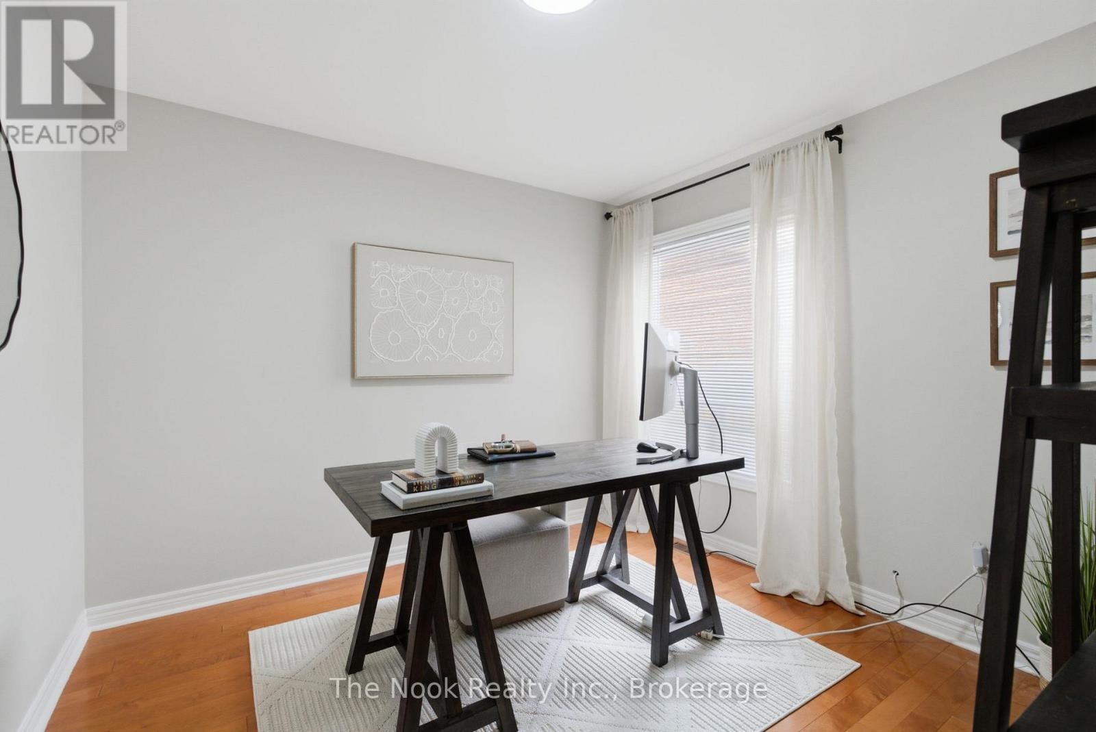 137 EDWARD STREET E - 18