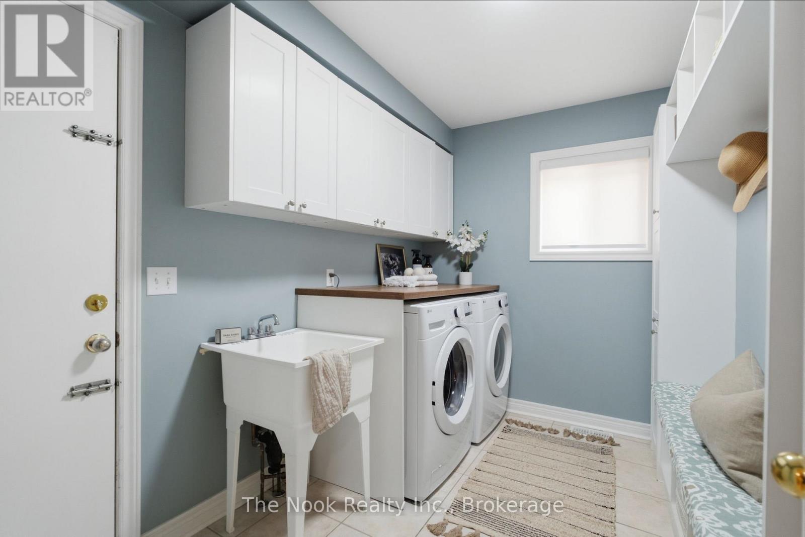137 EDWARD STREET E - 20