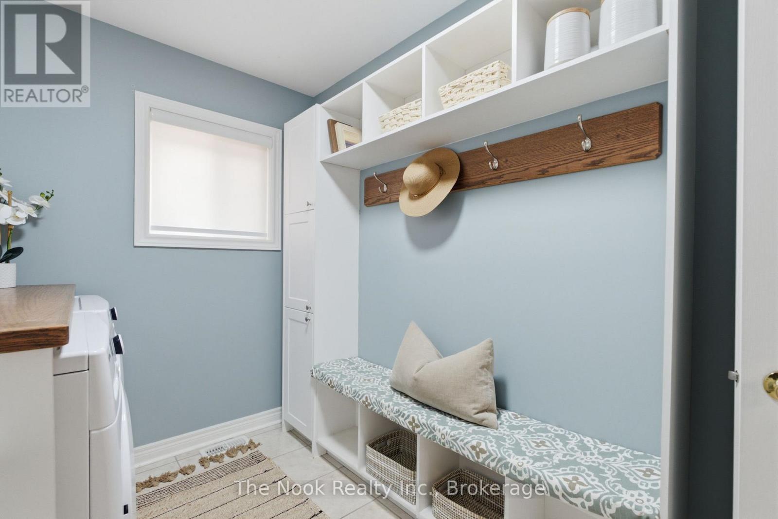 137 EDWARD STREET E - 21