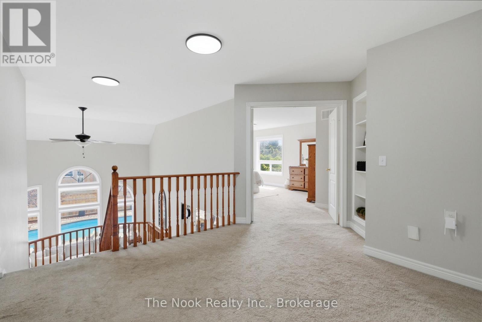 137 EDWARD STREET E - 23