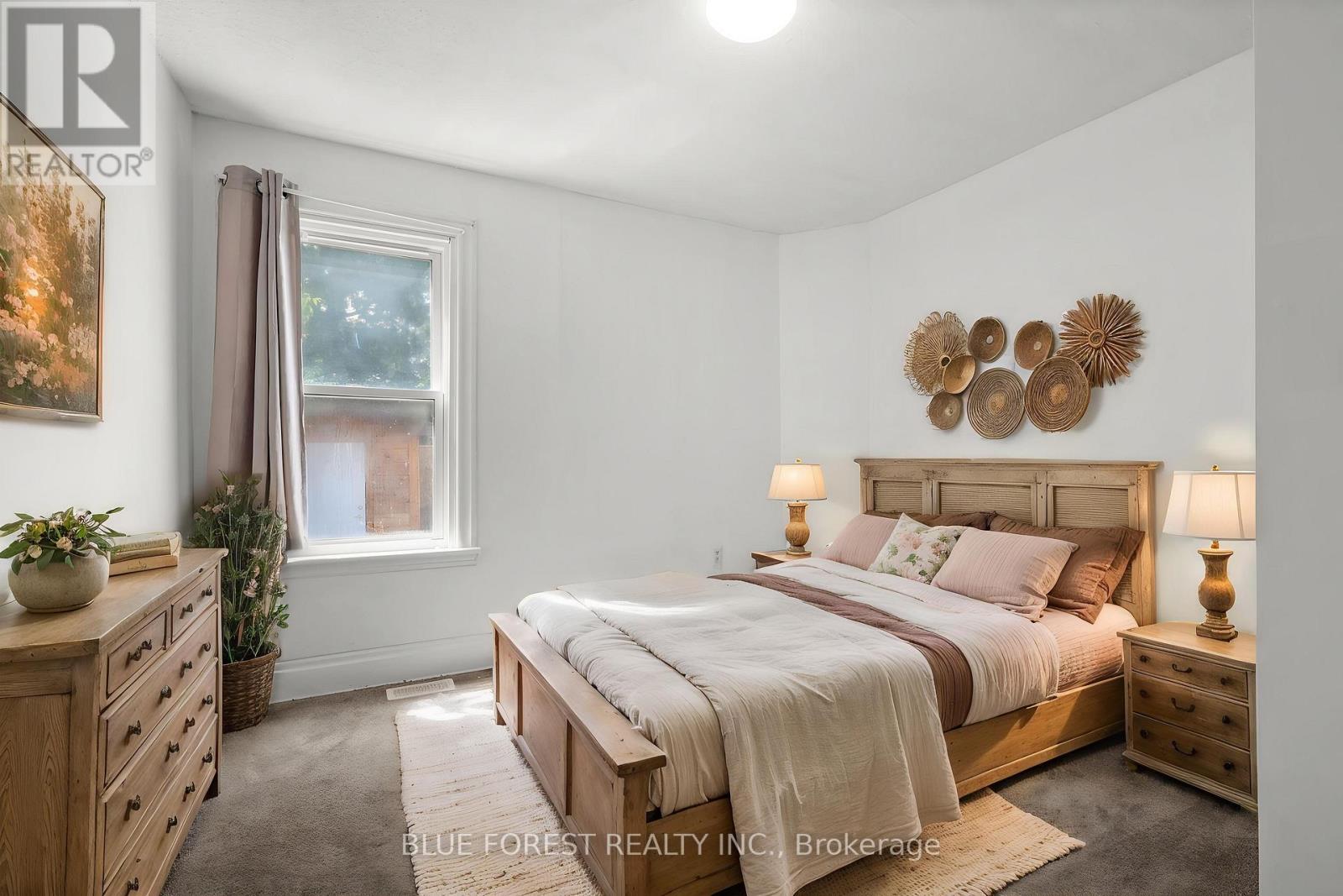 508 HATCH STREET - Image 20