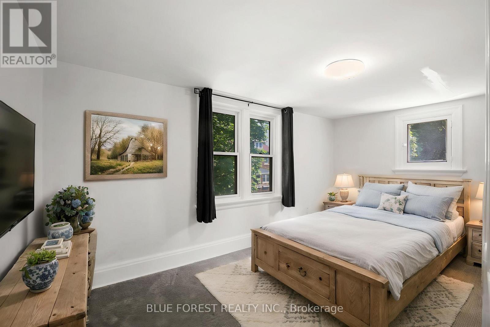 508 HATCH STREET - Image 24
