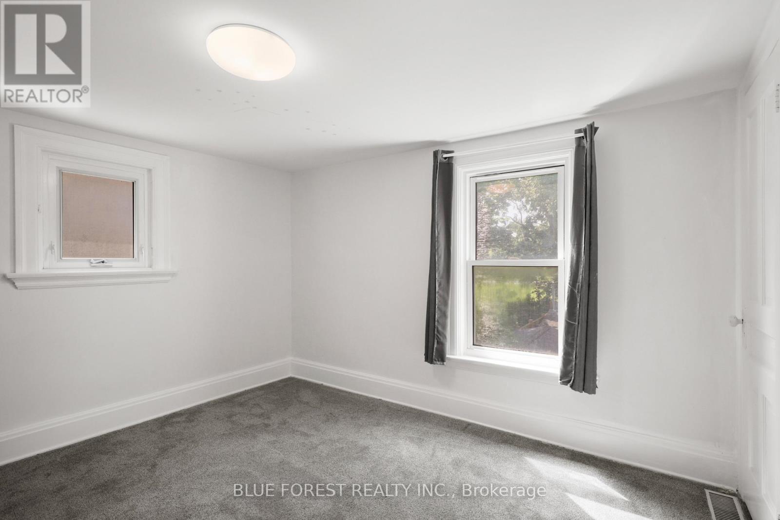 508 HATCH STREET - Image 26